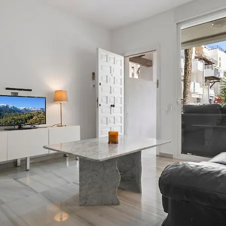 La Alcazaba Flat With Pool In - Ref M47 Apartment *