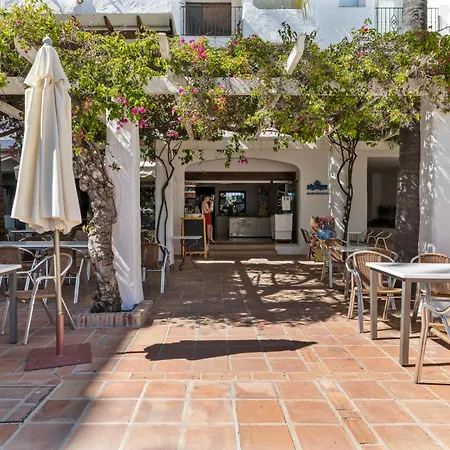 La Alcazaba Flat With Pool In - Ref M47 Marbella